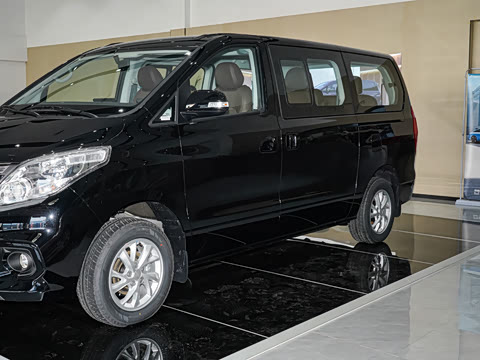 2027�� 2.0L ������ 7��