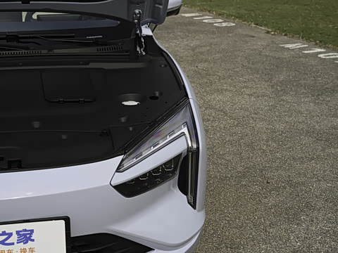 2026�� 705km MAX����������