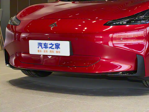 2025�� �Ŀ� 710 Max��