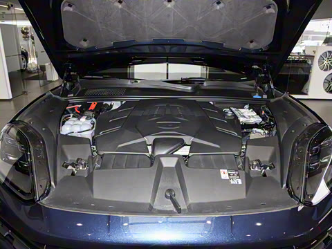 2026�� Cayenne Coup�� 3.0T