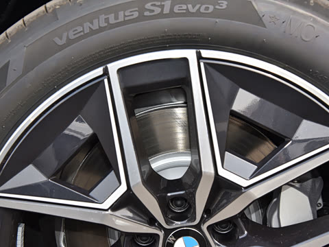 2026�� �Ŀ� eDrive 35L M�˶���װ