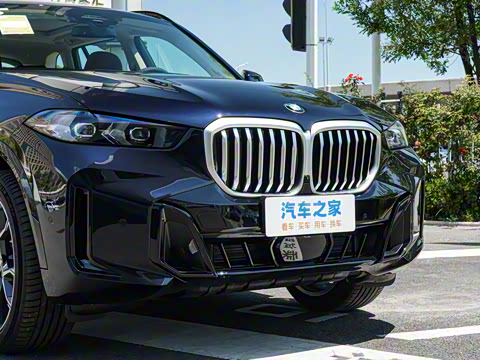 2025�� xDrive 30Li ������M�˶���ҹ��װ