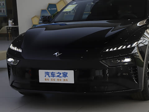 2025�� ���� 650MaxѲ����