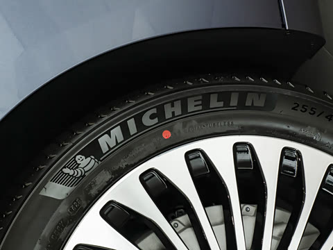 2025�� ���� ����Max (896�߼����״