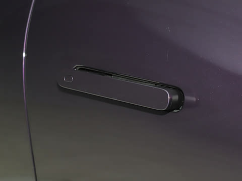 2025�� ���� Ultra�� 52kWh 5����