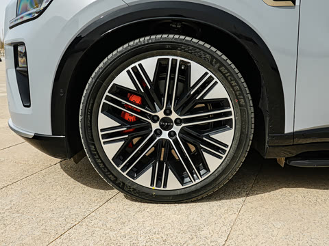 2026�� Ultra+�� 70kWh