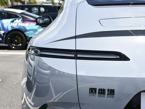 2025�� �Ŀ� Ultra���������