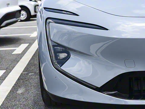 2025�� �Ŀ� Ultra���������