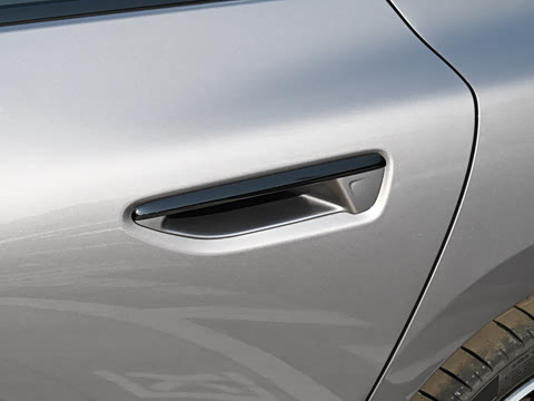 2026�� TFSI quattro 200kW �콢��