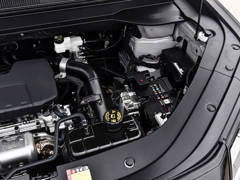 2026�� 1.5T 6MT ������ 