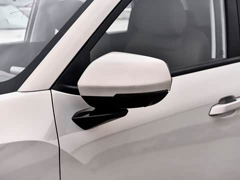 2026�� 1.5T 6MT ������ 