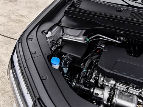 2026�� 1.5T 6MT ������ 