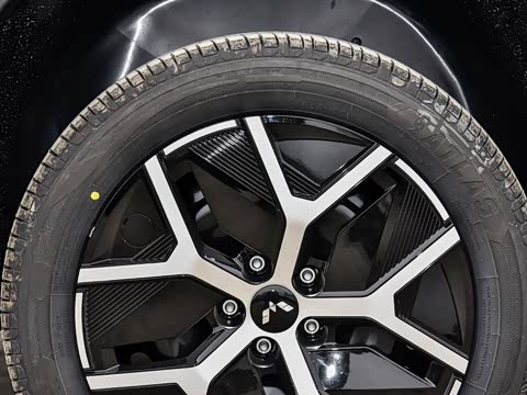 2026�� 1.5T 6MT ������ 