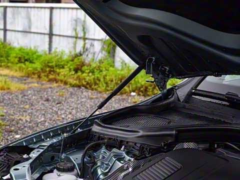 2025�� �Ŀ� GLC 300 4MATIC ����SUV