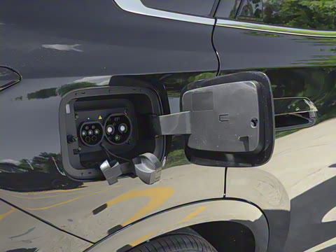 2025�� 185KM�����