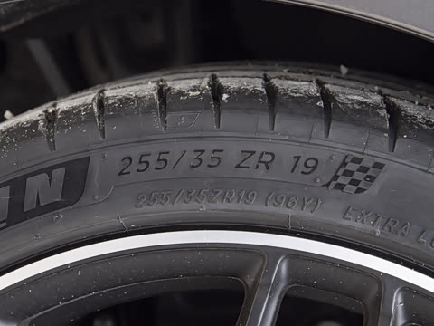 2025�� AMG CLA 45 S 4MATIC+