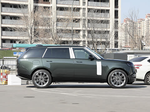 2026�� 3.0 L6 400PS AB�����