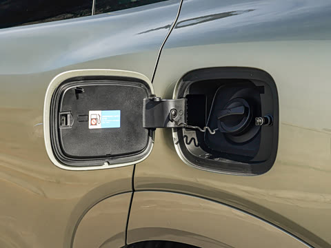 2025�� DM 215KM�����״��콢��