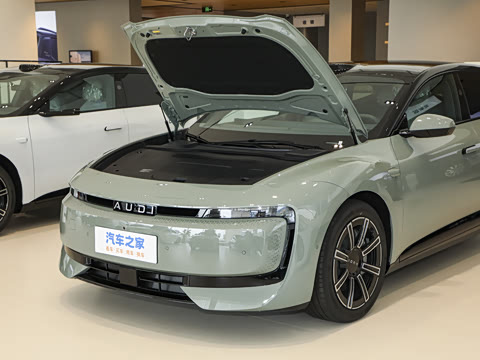 2026�� �ȷ�quattro��