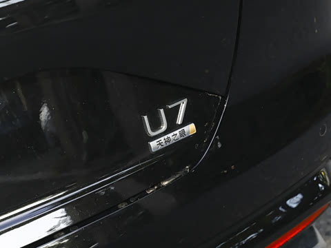 2025�� PHEV �����콢��