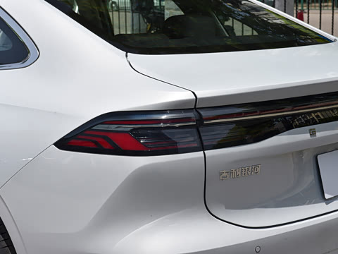 2026�� EV 550km ������