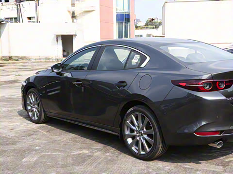 2025�� 2.0L �Զ������