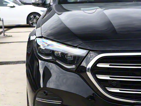 2026�� E 300 L �����