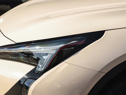 2025�� �Ŀ� 560MAX 185kW