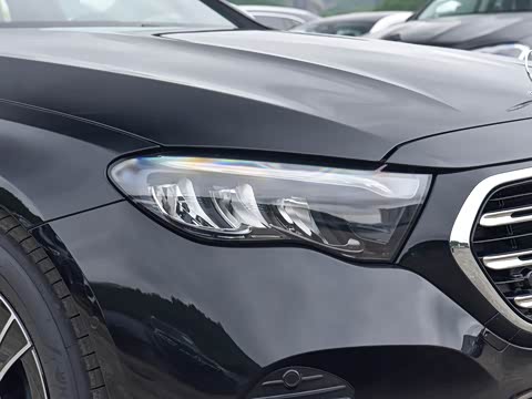 2026�� �Ŀ� E 260 L �����