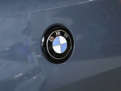 2026�� M35i