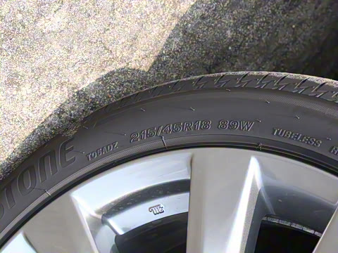 2025�� 2.0L �Զ����Ű�