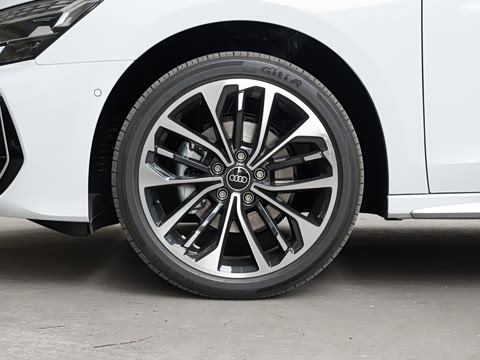 2026�� A3L Limousine 35TFSI �ɳ������� +������ѡ��