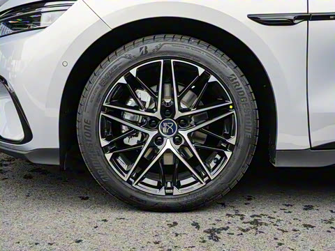 2025�� EV �Ǽݰ� 635KM�����״��콢��