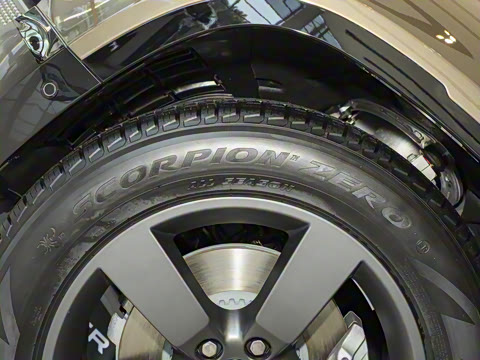 2025�� 130 3.0T P400 ����������