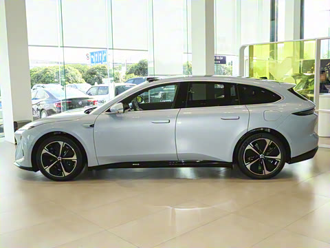 2025�� 100kWh Touring