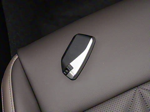 2025�� �Ŀ� xDrive25L ������װ