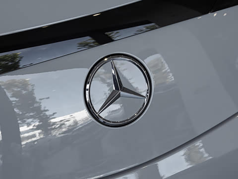 2026�� �Ŀ� CLE 300 4MATIC ������ܳ�