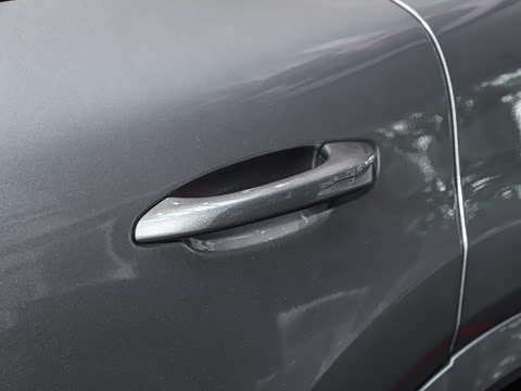 2025�� Cayenne 3.0T ���ΰ�