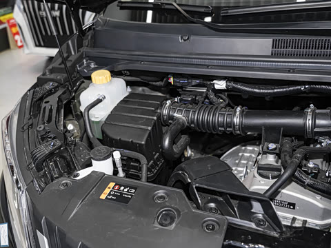 2026�� 2.0L �ֶ����ᾫӢ�� 7�� CNG