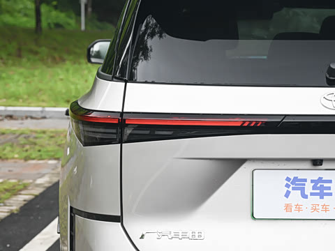 2026�� 610 Max