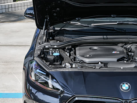 2026�� M235L