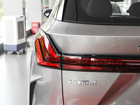 2026�� 2.0T �������°�
