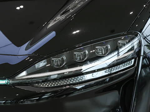 2026�� ���� Max(896�߼����״