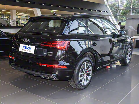 2026 45ذ 40 TFSI ʱж
