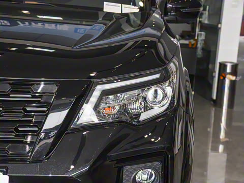 2025�� 2.0T ��������ʿ��