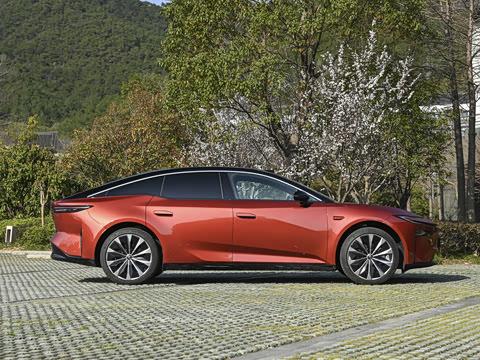 2026�� 710 Ultra�����״��