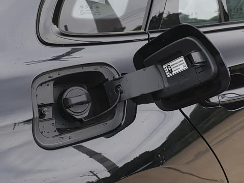 2026�� 2.0T �Զ���ӰPro��