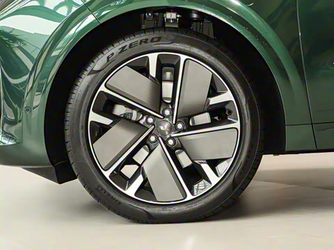 2025�� Pro ���ܻ��°�