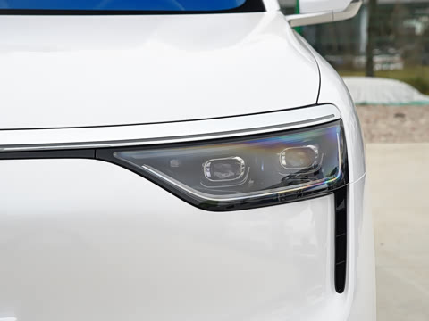 2025�� ���� Max+ ���������� 