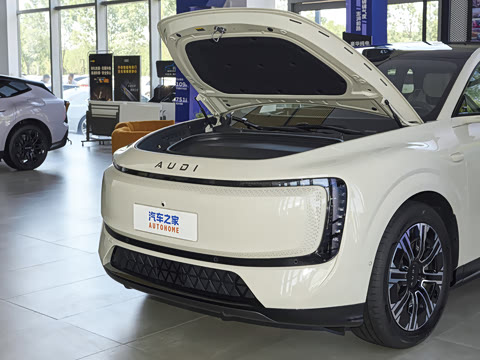2026�� �ȷ�quattro��